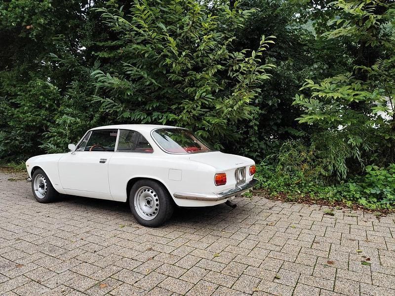 Gebraucht Alfa Romeo Giulia Sprint Sprint 131 PS (96 kW) 1963 Weiß Coupé