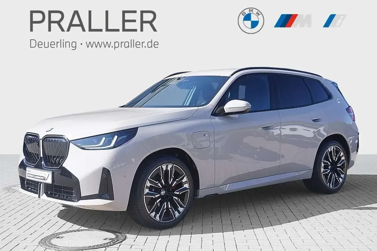 Gebraucht BMW X3 M Sport 299 PS (219 kW) 2025 Dune grey SUV