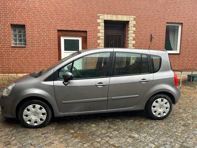 Gebraucht Renault Modus 75 PS (55 kW) 2008 Grau Van / Kleinbus
