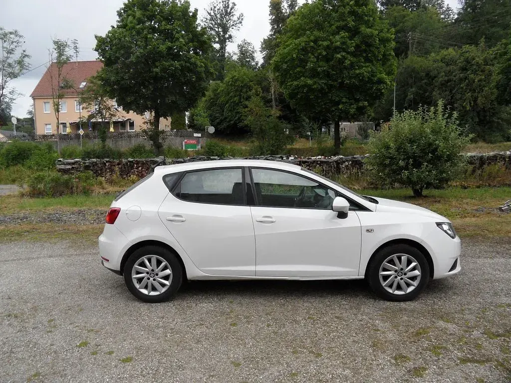 Gebraucht Seat Ibiza Style 105 PS (77 kW) 2015 Weiß Limousine