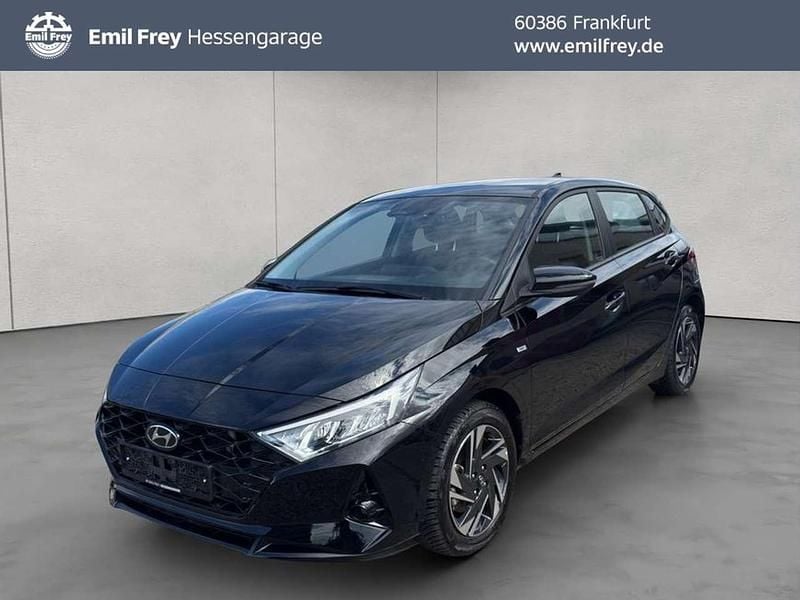 Schwarz Gebraucht 2023 Hyundai i20 Trend Kleinwagen | 16.950 € (Fairer Preis) - Bild 1/4