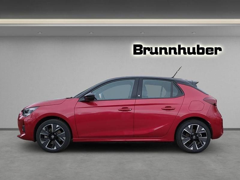 Gebraucht Opel Corsa-e 100 kW (136 PS) 2023 Rot Kleinwagen