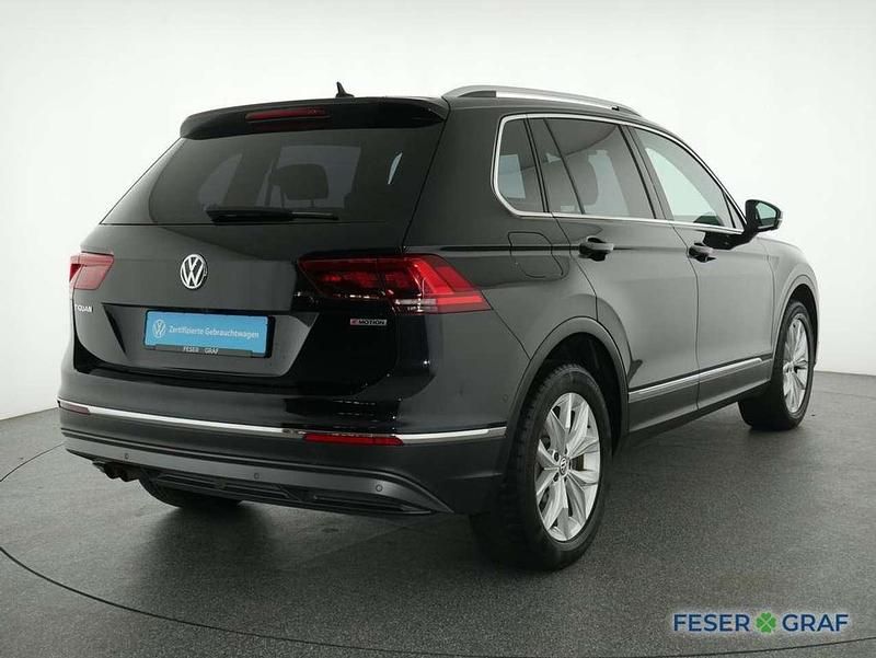 Gebraucht VW Tiguan Highline 190 PS (139 kW) 2019 Deep black perleffekt SUV