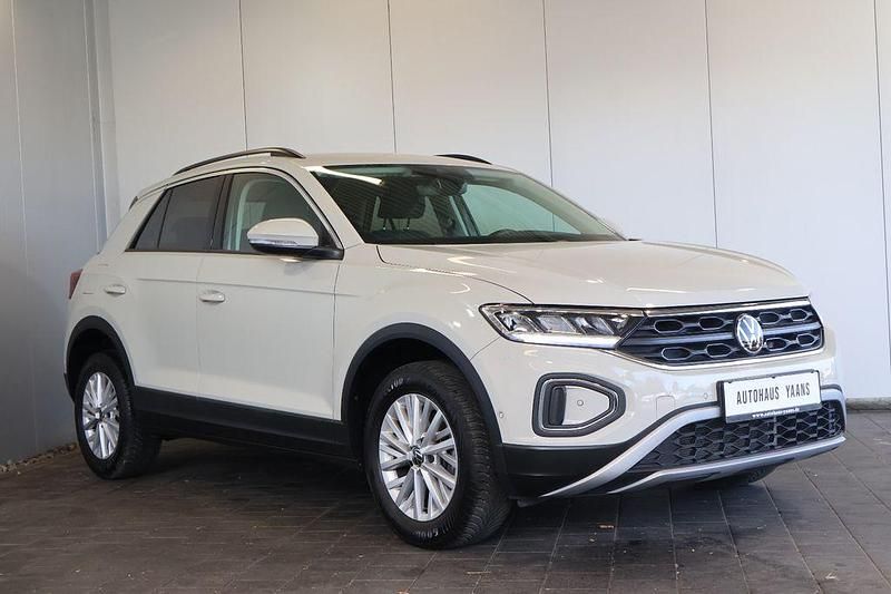 Gebraucht VW T-Roc Life 150 PS (110 kW) 2024 Grau SUV