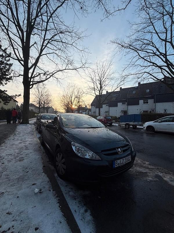 Gebraucht Peugeot 307 CC 2004 Schwarz Cabrio