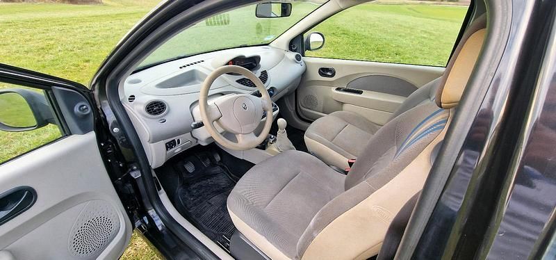Gebraucht Renault Twingo 58 PS (42 kW) 2008 Schwarz Kleinwagen