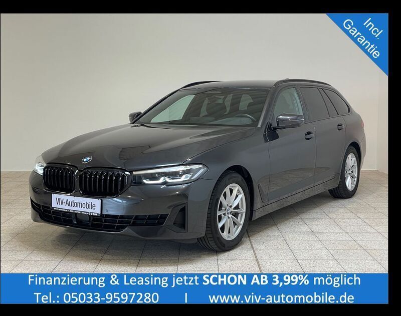 Grau Gebraucht 2022 BMW 520 Sport Line Kombi | 29.890 € (Guter Preis) - Bild 1/4