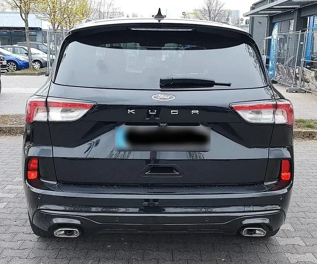 Gebraucht Ford Kuga ST-Line 120 PS (88 kW) 2021 Schwarz SUV