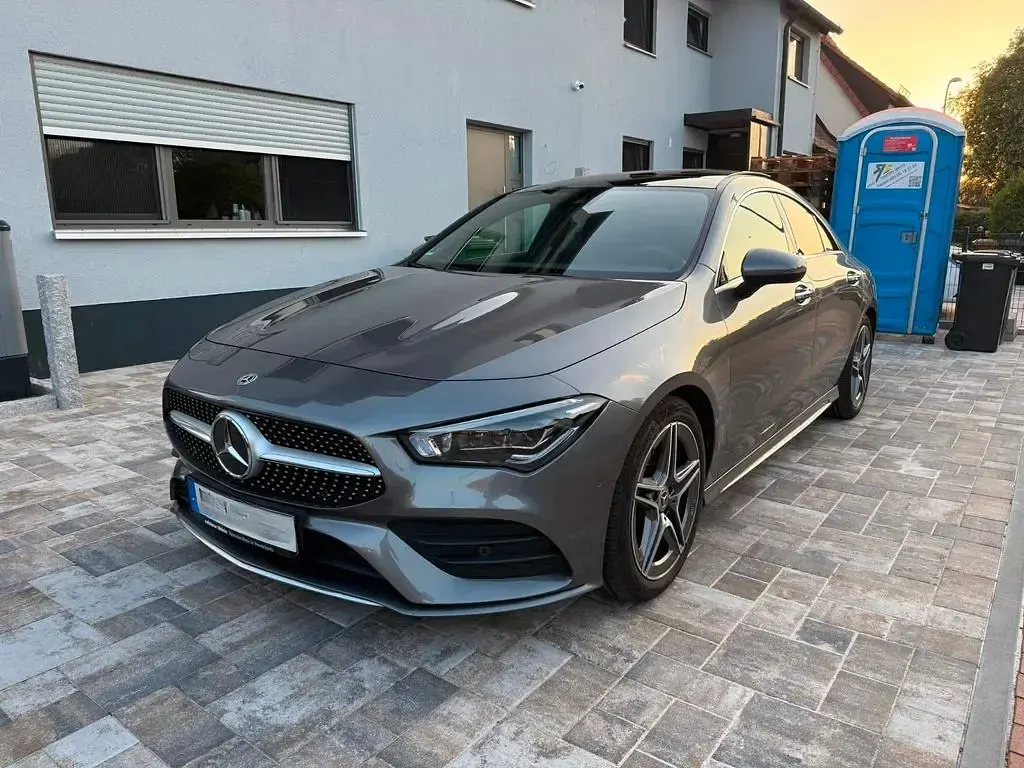 Gebraucht Mercedes CLA200 AMG line 163 PS (119 kW) 2022 Grau Coupé