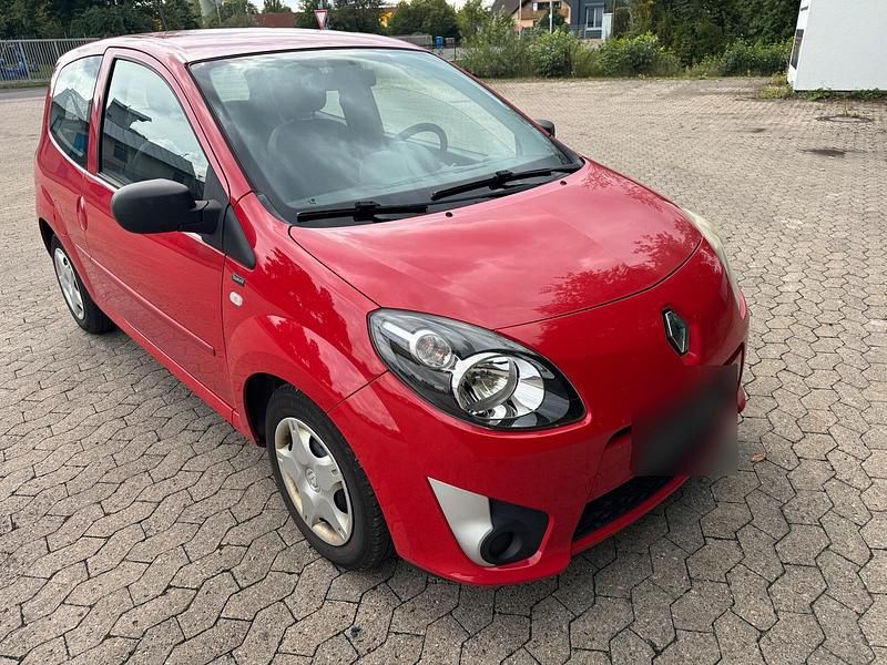 Gebraucht Renault Twingo 75 PS (55 kW) 2011 Rot Kleinwagen
