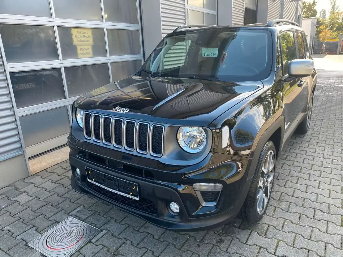 Gebraucht Jeep Renegade Limited 120 PS (88 kW) 2022 Black clear coat SUV