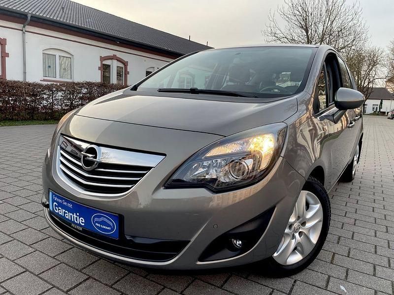 Gebraucht Opel Meriva Innovation 140 PS (102 kW) 2012 Grau Van / Kleinbus