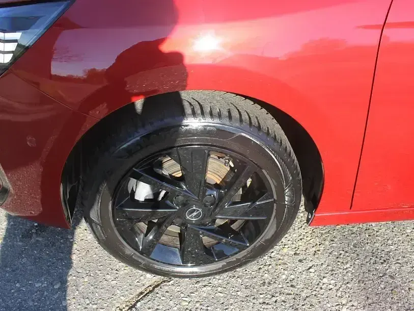 Gebraucht Opel Corsa 101 PS (74 kW) 2025 Rot Kleinwagen