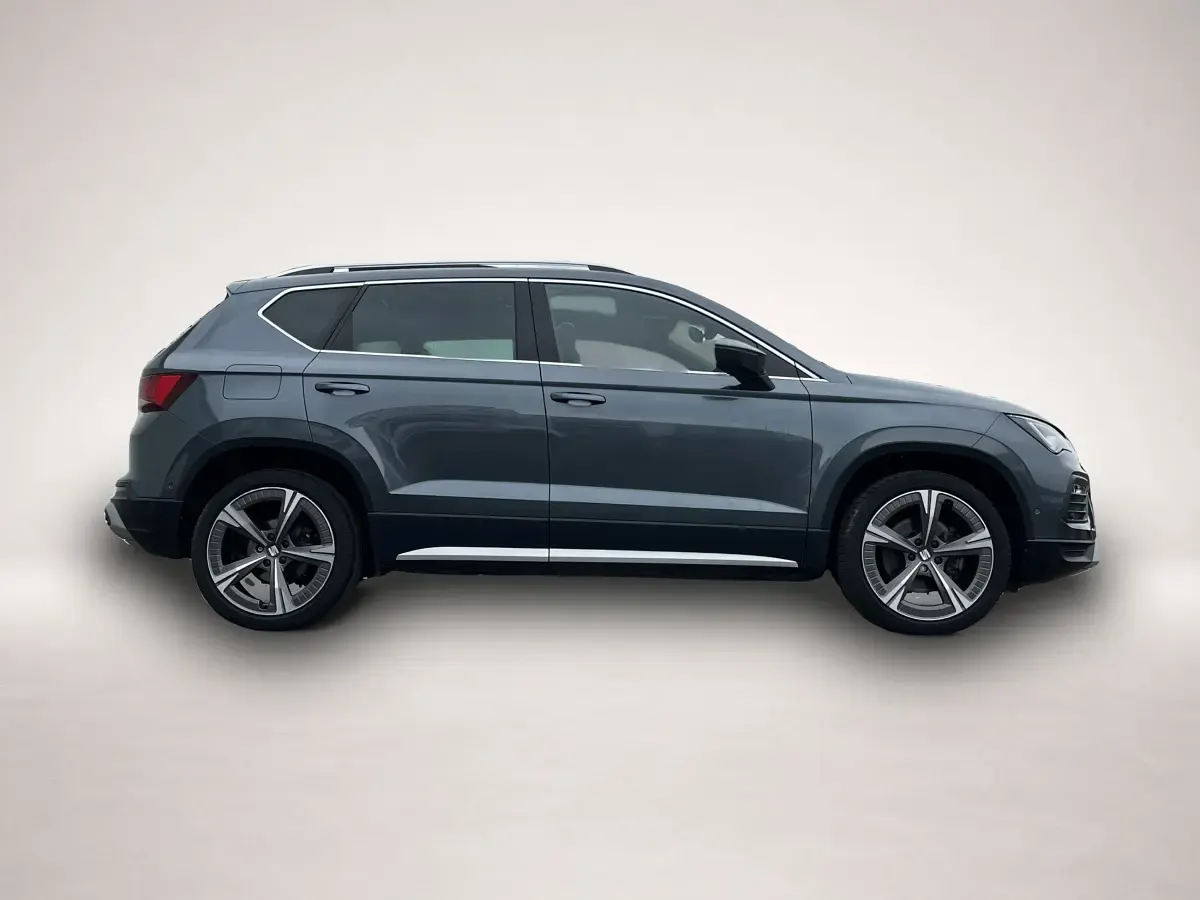 Gebraucht Seat Ateca Xperience 150 PS (110 kW) 2021 Grau SUV