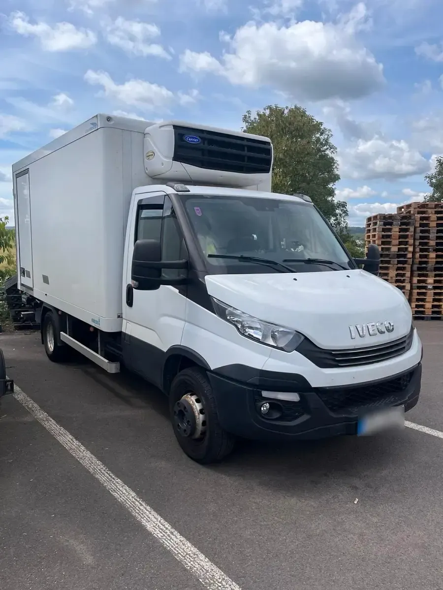 Gebraucht Iveco Daily 180 PS (132 kW) 2017 Limousine