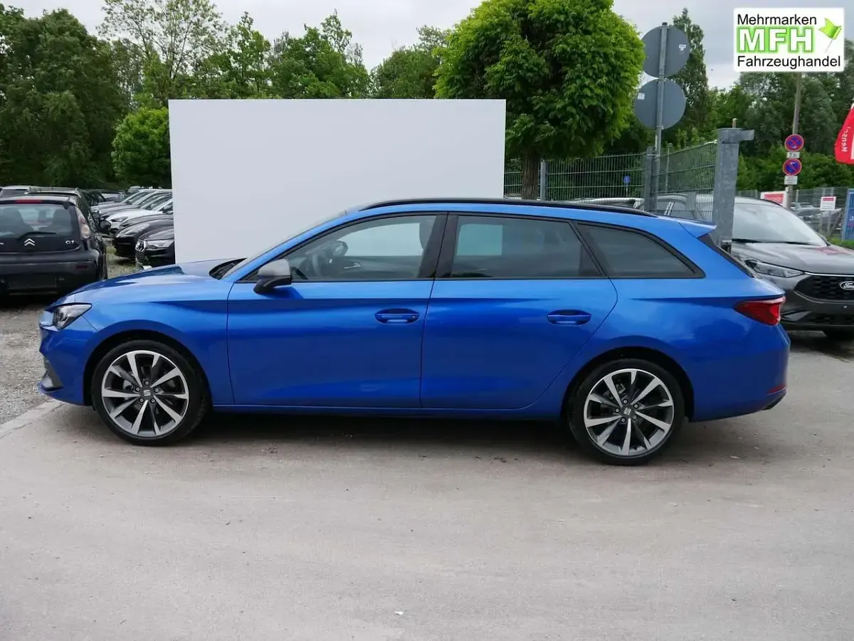 Neu Cupra Leon 150 PS (110 kW) 2025 Saphir blau metallic Kombi