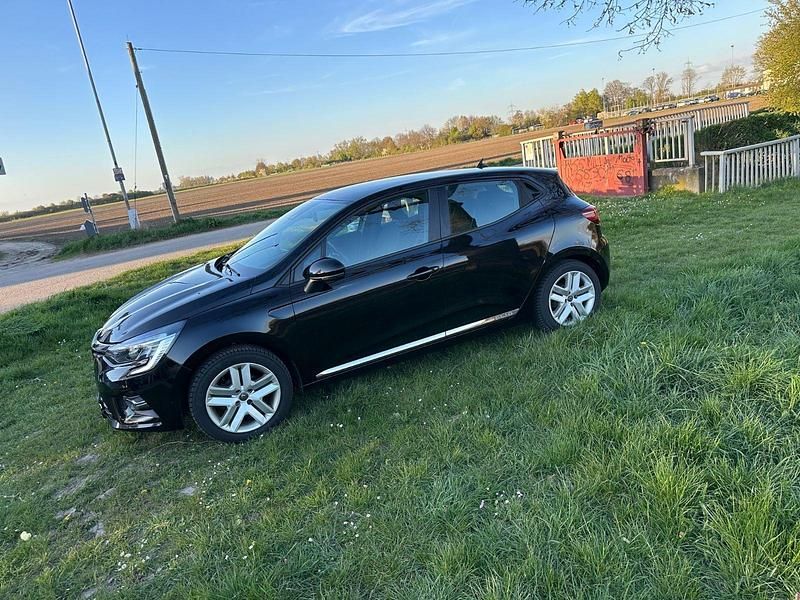 Gebraucht Renault Clio V Business 91 PS (66 kW) 2021 Schwarz Kleinwagen