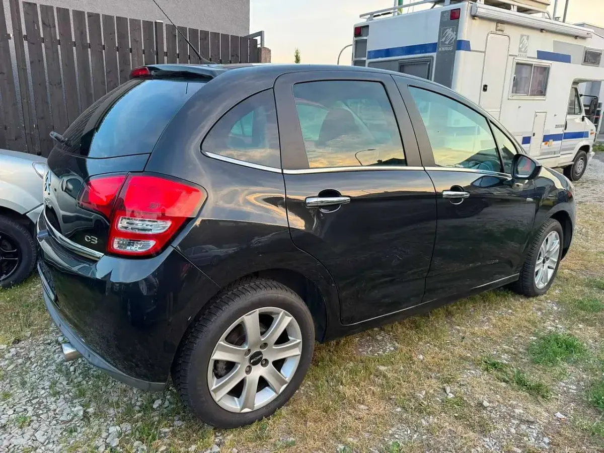 Gebraucht Citroën C3 Exclusive 120 PS (88 kW) 2011 Schwarz obsidien/metallic Kleinwagen