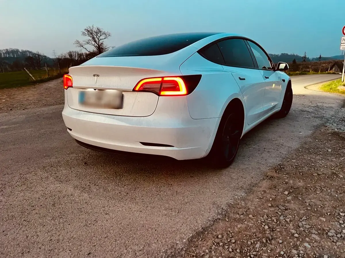 Usado Tesla Model 3 208 kW (283 HP) 2023 Branco Sedan