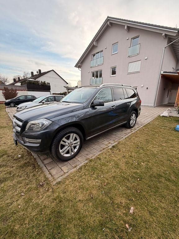 Gebraucht Mercedes GL350 258 PS (189 kW) 2015 Grau SUV