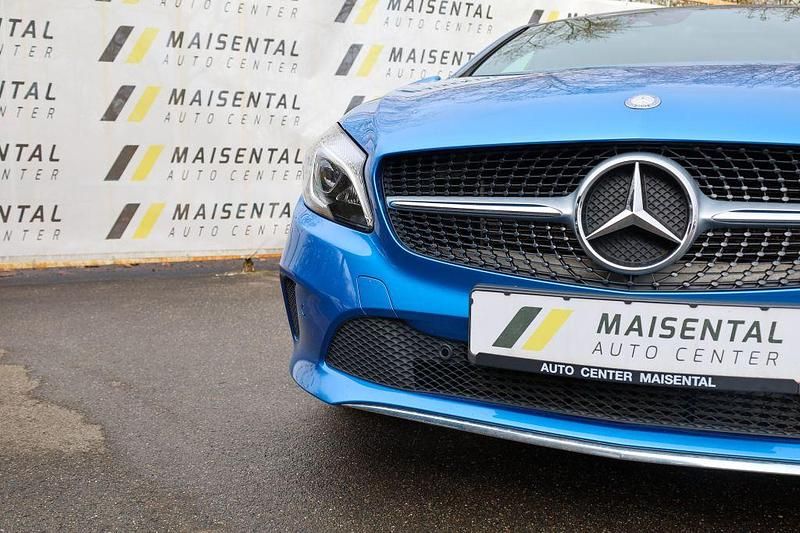 Gebraucht Mercedes A220 177 PS (130 kW) 2016 Blau Limousine