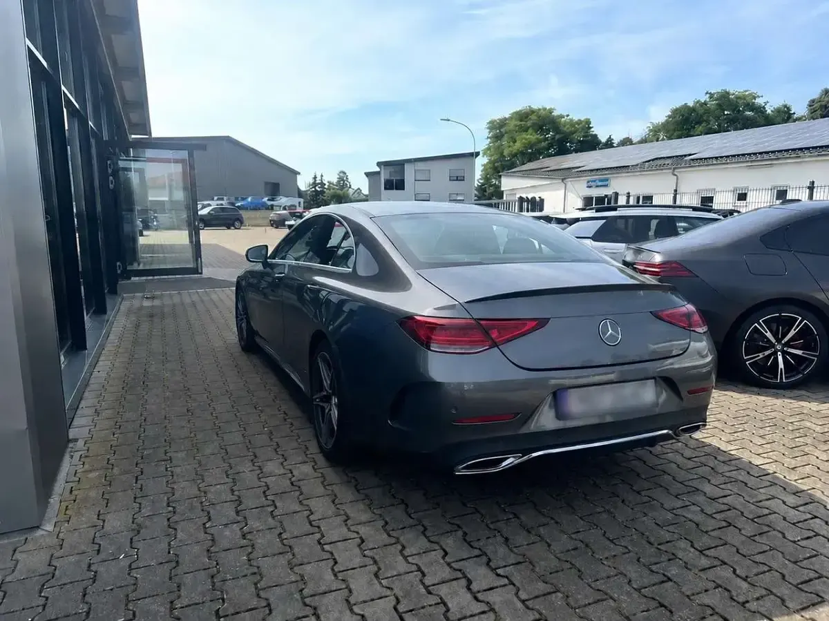 Gebraucht Mercedes CLS220 194 PS (142 kW) 2020 Grau Coupé