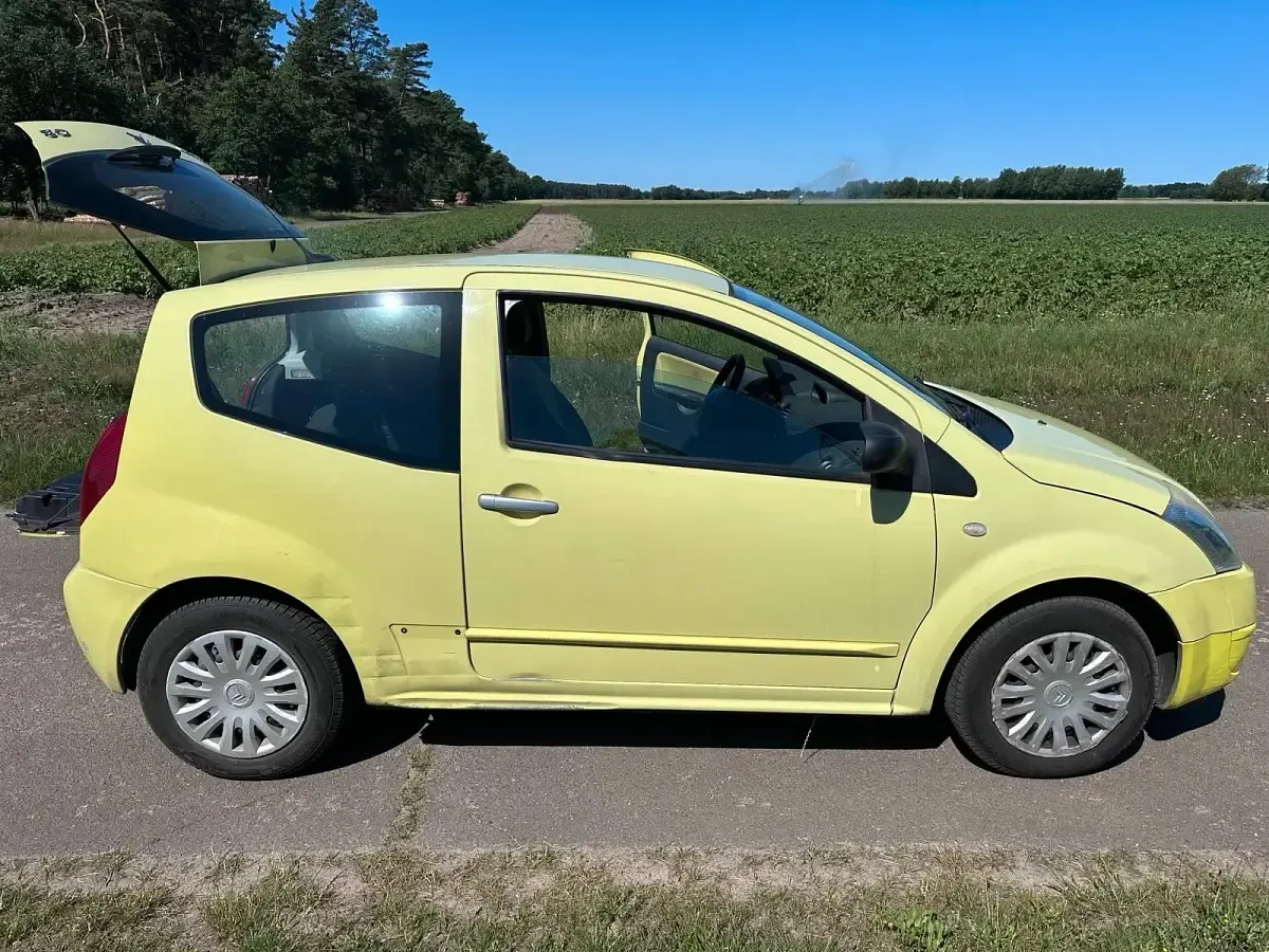 Gebraucht Citroën C2 59 PS (43 kW) 2005 Gelb Kleinwagen