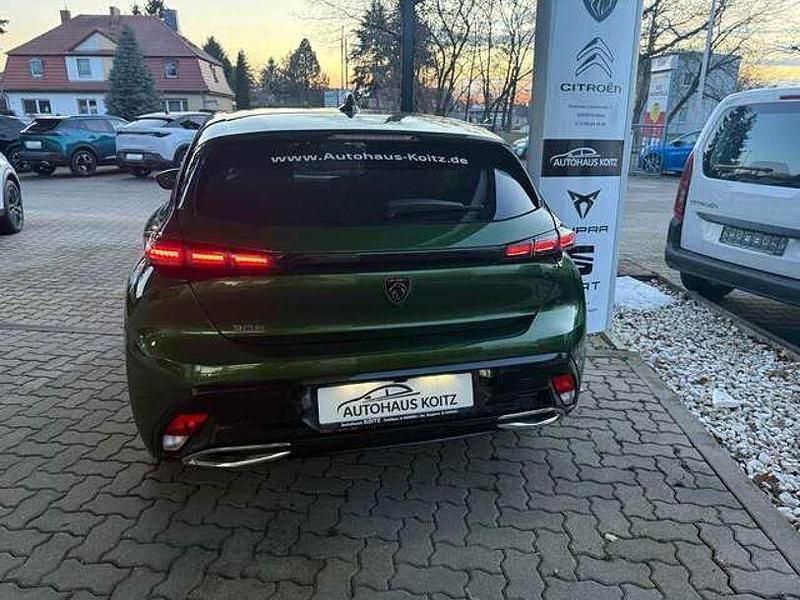 Gebraucht Peugeot 308 Allure 131 PS (96 kW) 2024 Grün Limousine