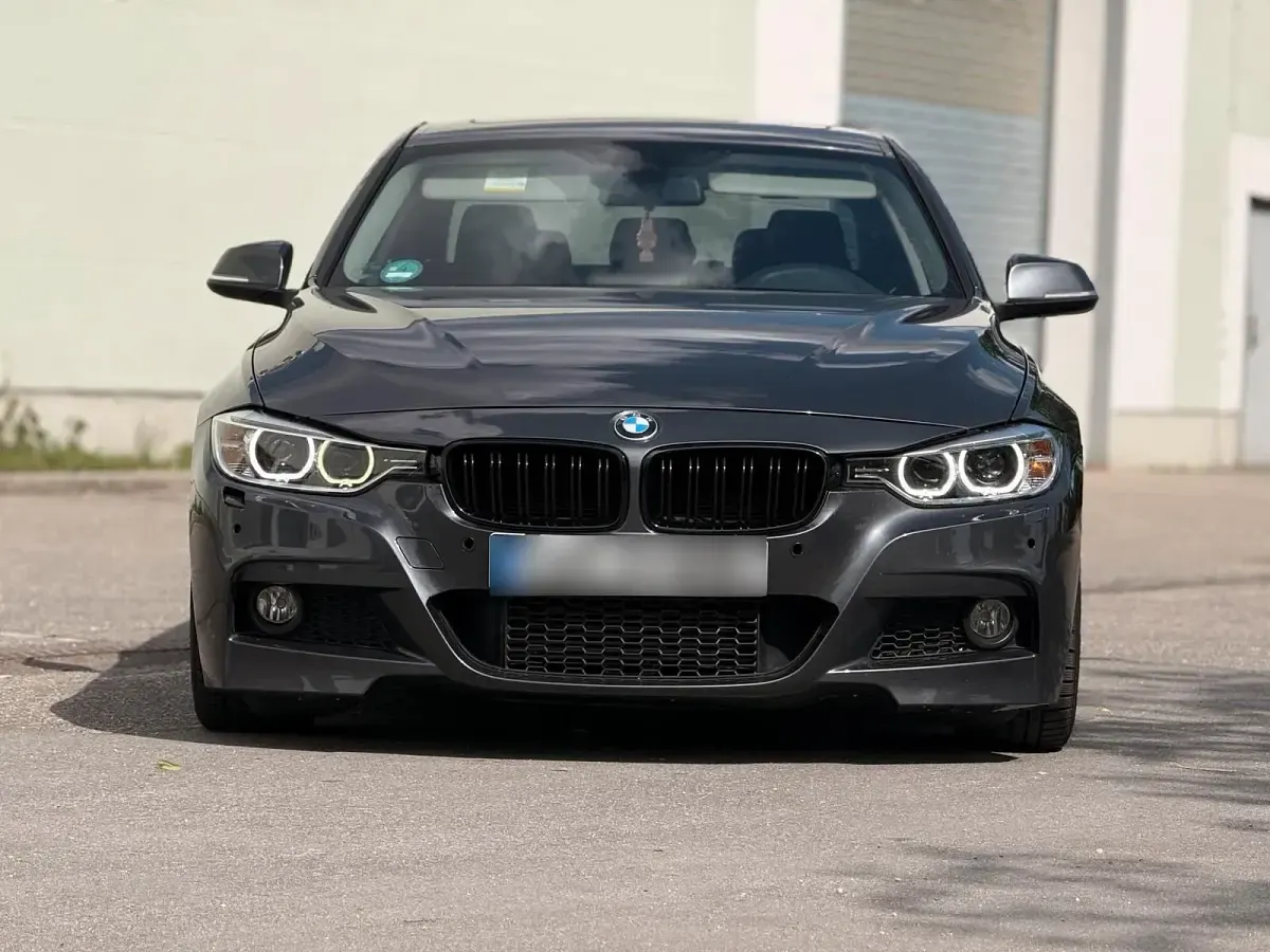Gebraucht BMW 328 M Sport 245 PS (180 kW) 2012 Grau Limousine