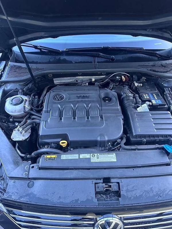 Gebraucht VW Passat Comfortline 150 PS (110 kW) 2018 Schwarz Kombi