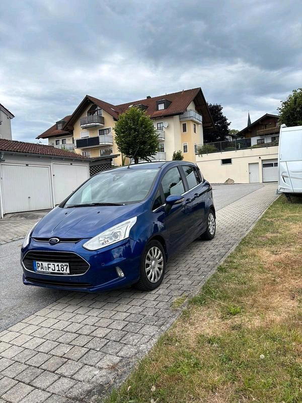 Blau Gebraucht 2014 Ford B-MAX Van / Kleinbus | 4.300 € (Superpreis) - Bild 1/4