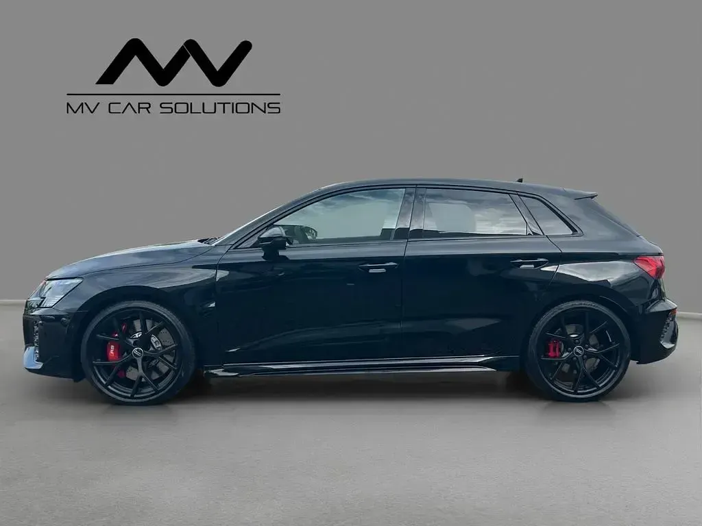 Gebraucht Audi RS3 Sport 400 PS (294 kW) 2024 Schwarz Limousine