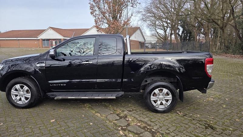 Gebraucht Ford Ranger Limited 200 PS (147 kW) 2020 Schwarz Abholung