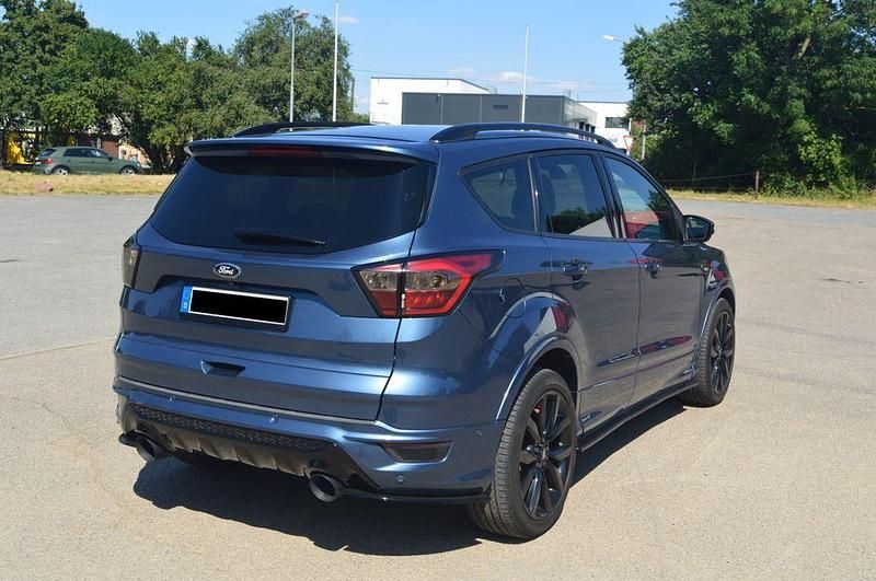 Gebraucht Ford Kuga ST-Line 231 PS (169 kW) 2019 Blau SUV