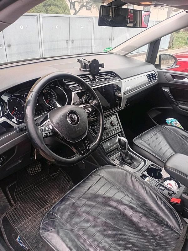 Gebraucht VW Touran 110 PS (80 kW) 2017 Beige Van / Kleinbus