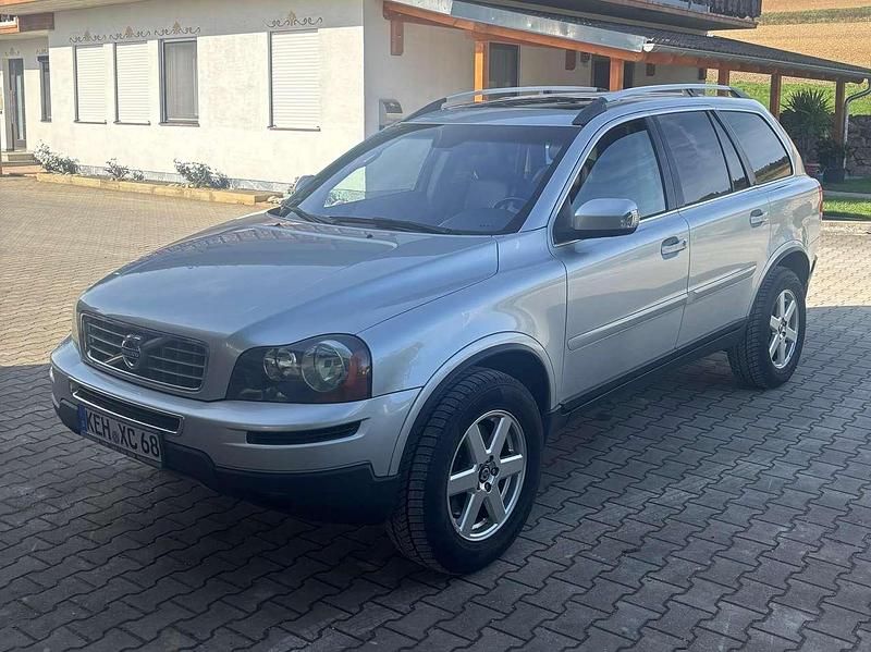 Silber Gebraucht 2011 Volvo XC90 Summum SUV | 12.380 € (Fairer Preis) - Bild 1/4