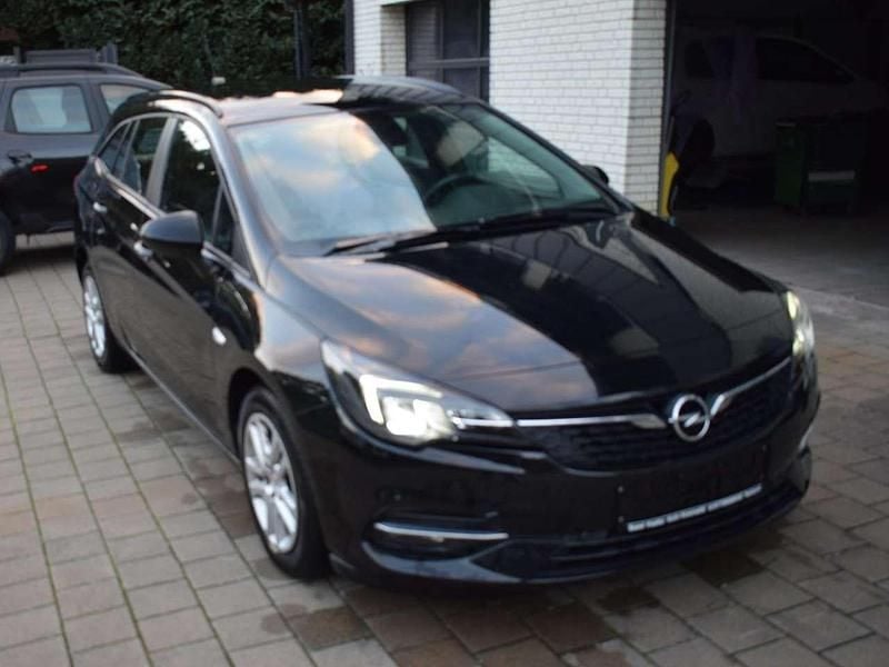 Gebraucht Opel Astra 105 PS (77 kW) 2022 Schwarz Kombi
