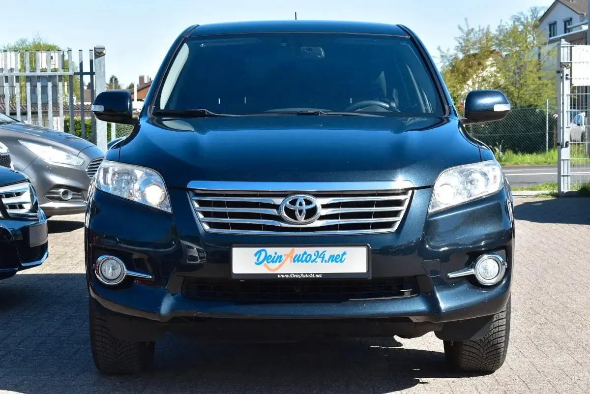 Gebraucht Toyota RAV4 Life 151 PS (111 kW) 2013 Blau SUV