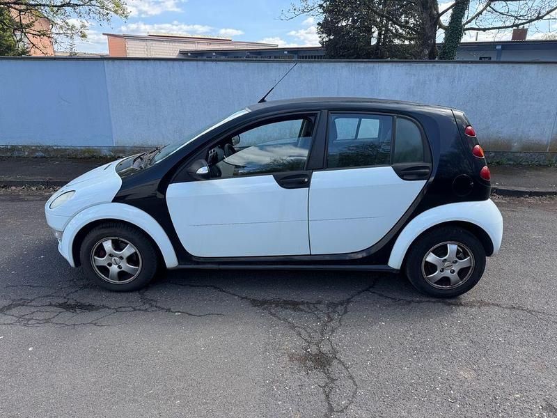 Usata Smart ForFour Basis 75 CV (55 kW) 2005 Nero Utilitaria