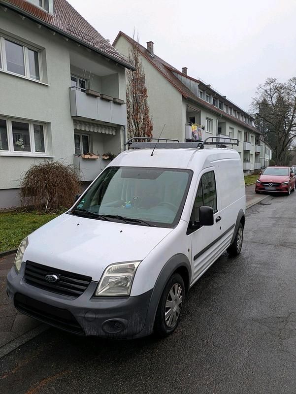 Second-hand Ford Tourneo 2012 Alb Monovolum