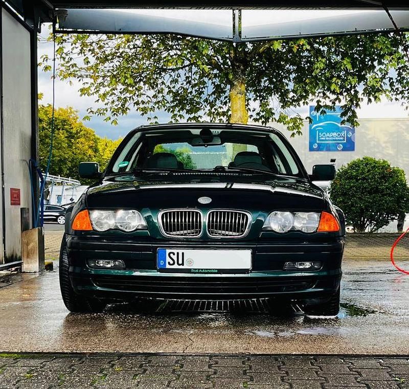 Grün Gebraucht 1999 BMW 320 Limousine | 2.500 € (Guter Preis) - Bild 1/4