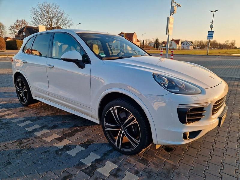 Gebraucht Porsche Cayenne 262 PS (192 kW) 2016 Weiß SUV