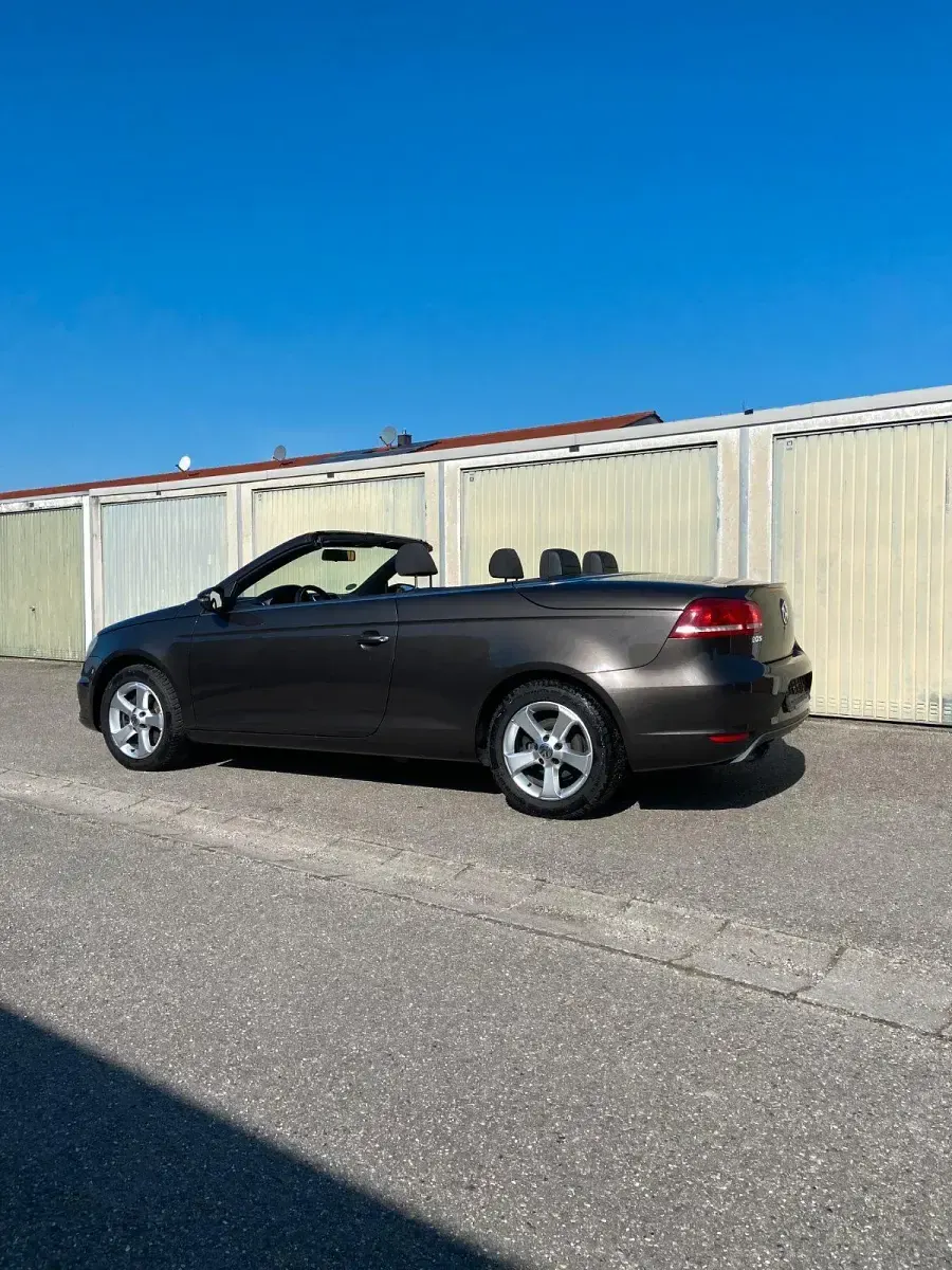 Brugt VW Eos 211 HK (155 kW) 2011 Brun Cabriolet