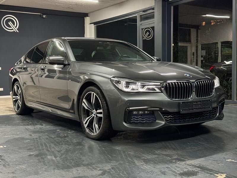 Gebraucht BMW 730 M Sport 265 PS (194 kW) 2017 Grau Limousine