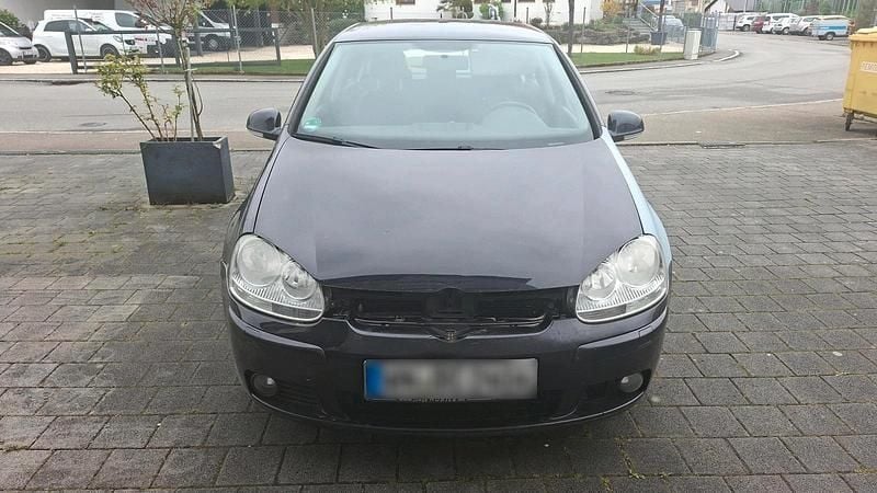 Second-hand VW Golf V 75 CP (55 kW) 2007 Negru Hatchback