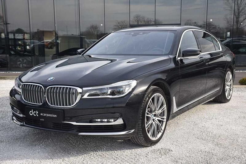 Schwarz Gebraucht 2017 BMW 760L Limousine | 55.900 € - Bild 1/4
