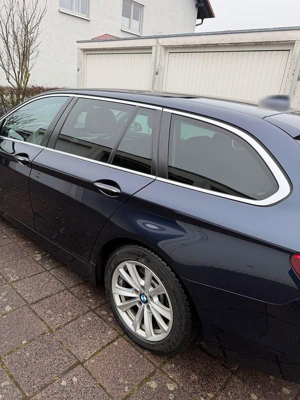 Second-hand BMW 520 Performance 184 CP (135 kW) 2014 Albastru Break