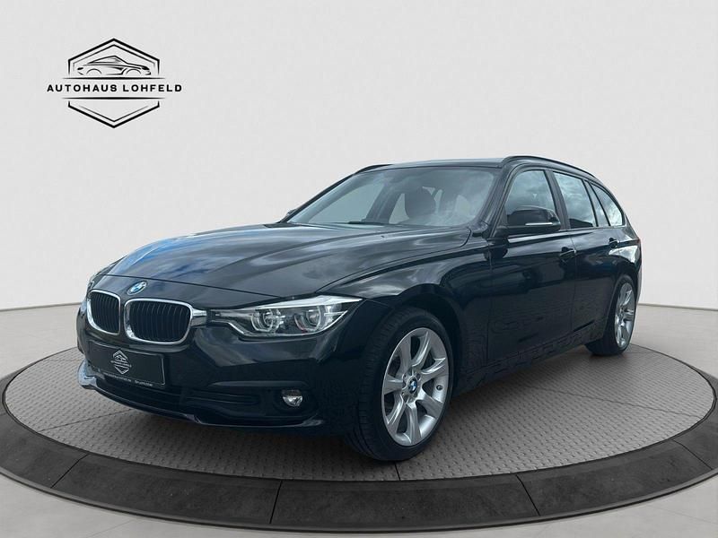 Schwarz Gebraucht 2019 BMW 320 Advantage Kombi | 16.900 € (Superpreis) - Bild 1/3