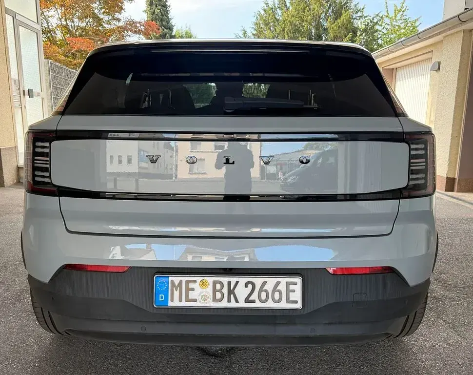 Gebraucht Volvo EX30 Performance 314 kW (428 PS) 2025 Grau SUV