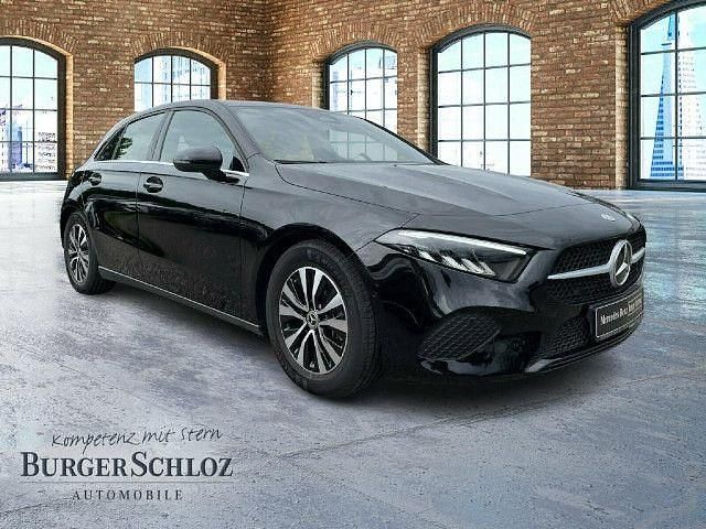 Gebraucht Mercedes A180 136 PS (100 kW) 2024
